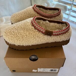 UGG Tasman Maxi Curly Slippers Natural Size 7 NIB